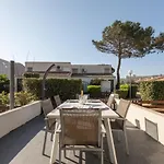 Апартаменти Sonja - 4 Personnes - Terrasse Sud - Parking - Heliovillage Village Naturiste *