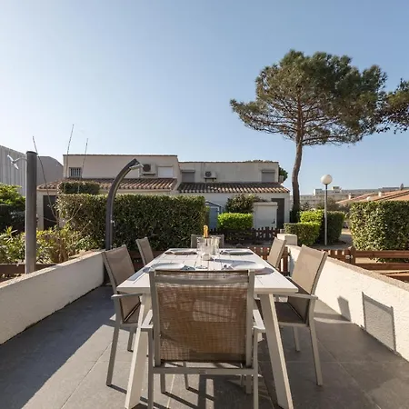 Апартаменты Sonja - 4 Personnes - Terrasse Sud - Parking - Heliovillage Village Naturiste *