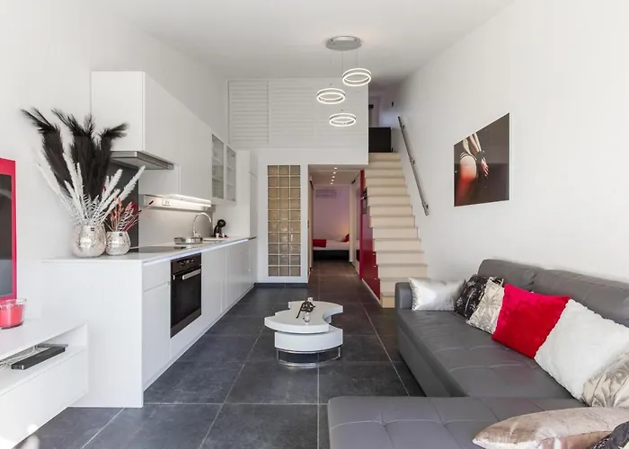 Apartment Villa Sonja - 4 Personnes - Terrasse Sud - Parking - Heliovillage Village Naturiste *